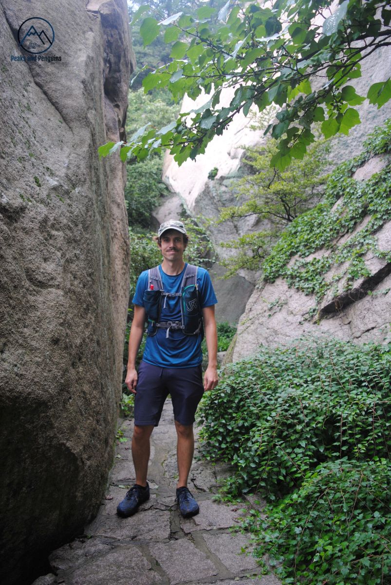 Legitimate Laoshan: The Jufeng loop - Peaks and Penguins